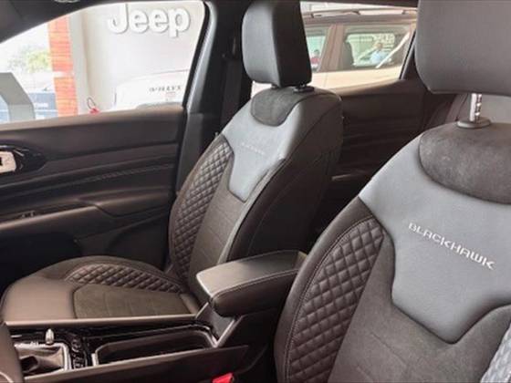 JEEP COMPASS 2.0 HURRICANE 4 TURBO GASOLINA BLACKHAWK AT9